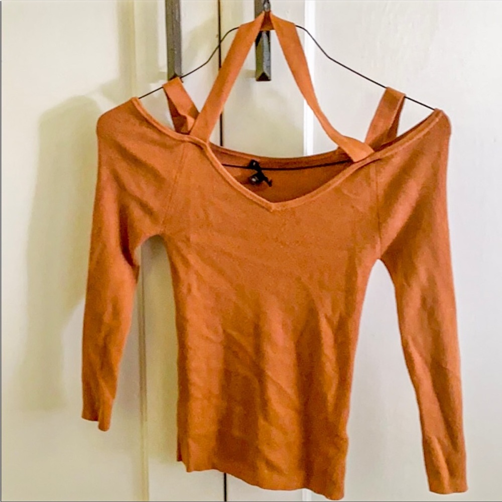 Express cropped v-neck off the shoulder sweater